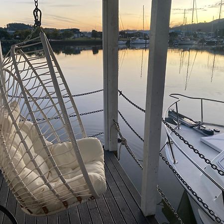Appartement On The Water Boat House à Whangarei Extérieur photo