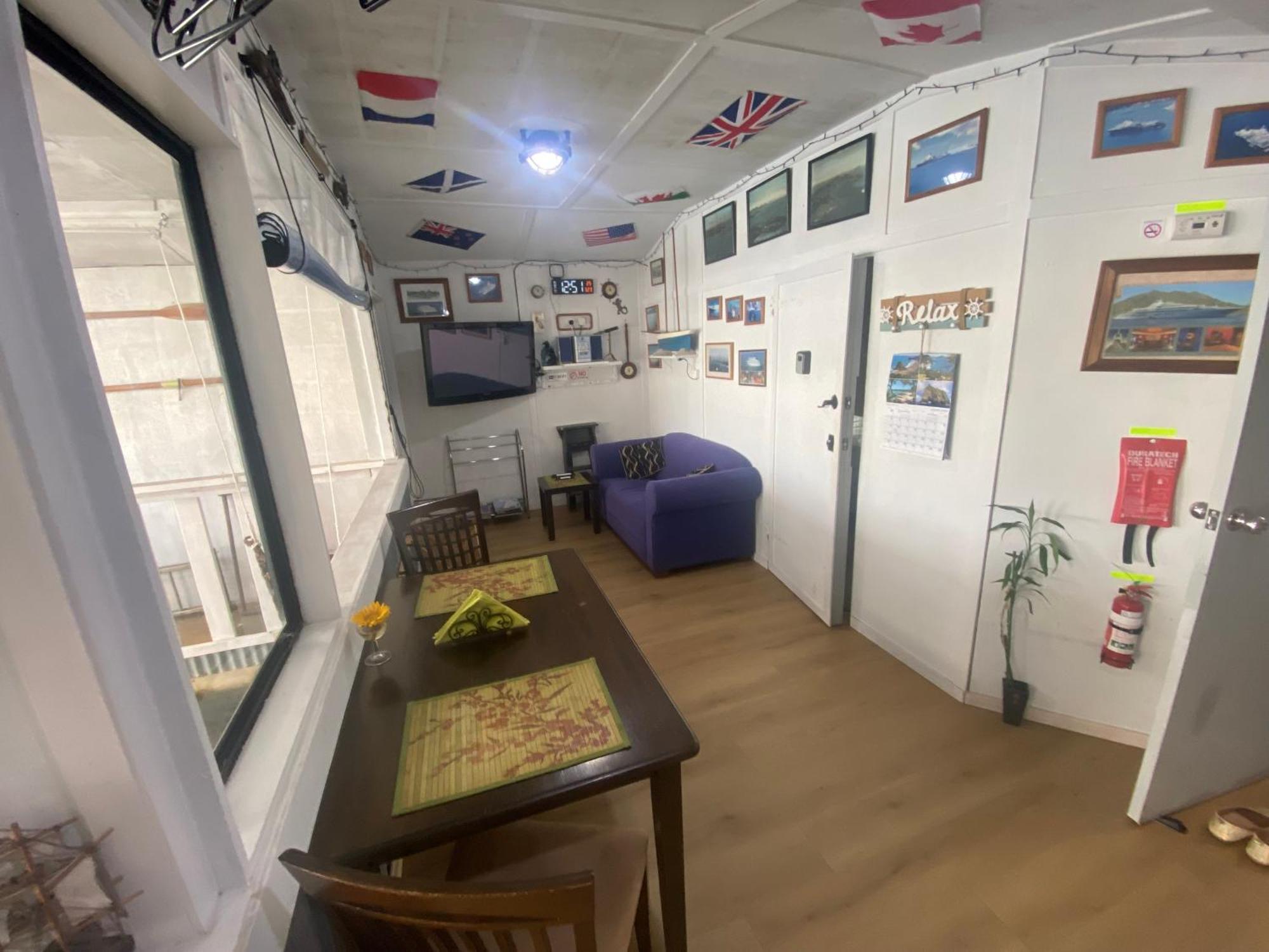 Appartement On The Water Boat House à Whangarei Extérieur photo